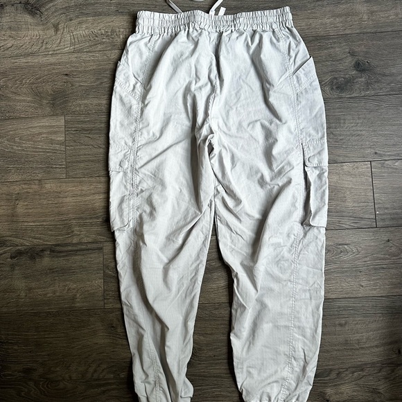Fabletics | Ripstop Cargo Pants - Picture 9 of 10
